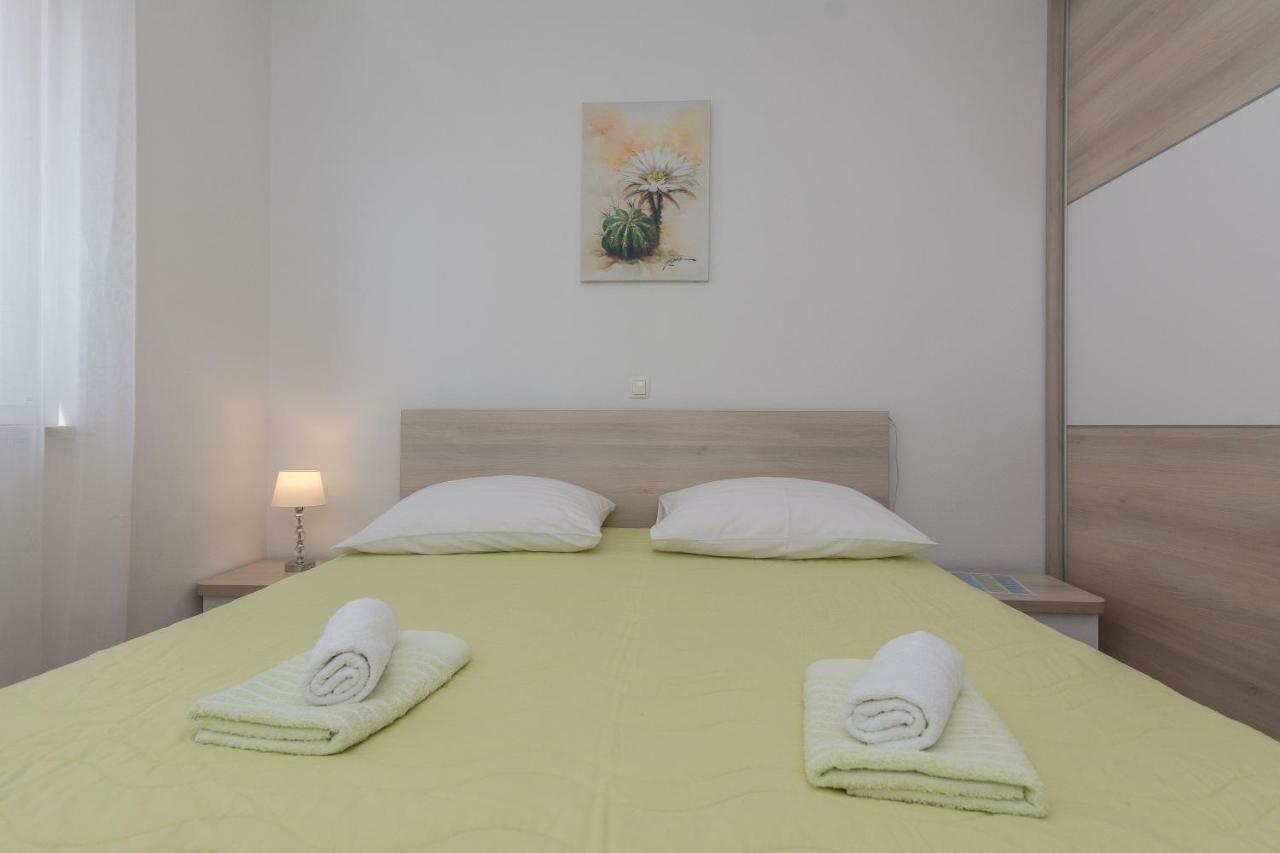 Apartmani Jadranka Stari Grad Kültér fotó