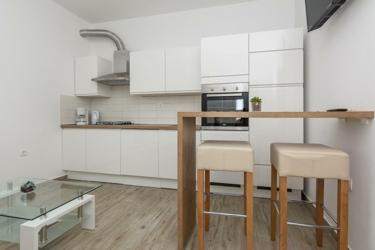 Apartmani Jadranka Stari Grad Kültér fotó