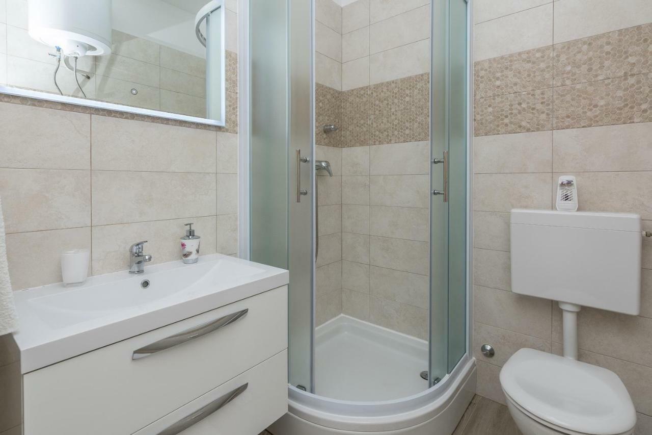 Apartmani Jadranka Stari Grad Kültér fotó